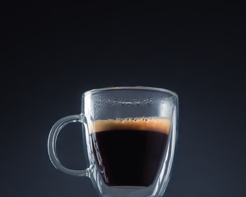 Dvojité espresso v malej šálke