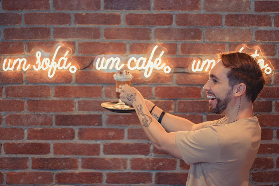 Portrét baristu Tomáša Kráľa